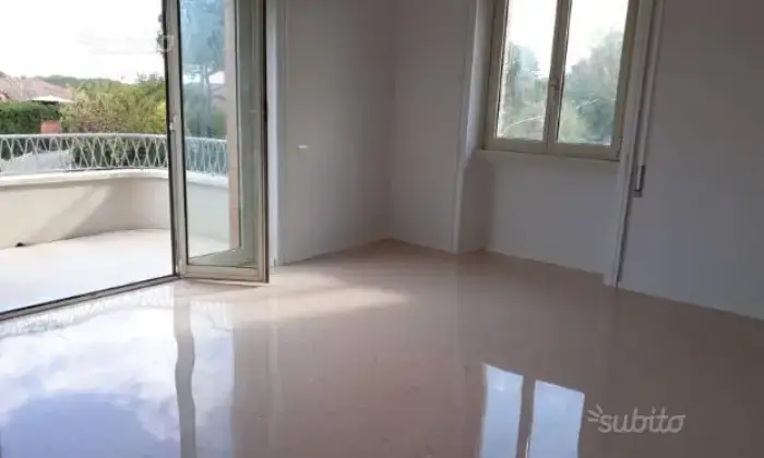 Rexer-ROMA-Camilluccia-Gemelli-camere-doppi-servizi-SALONE
