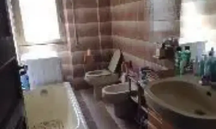 Rexer-Roma-STANZA-SINGOLA-PIAZZA-BOLOGNA-ROMA-BAGNO