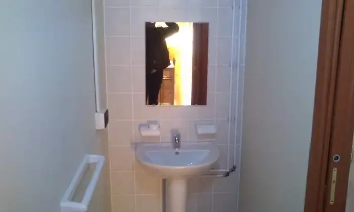 Rexer-Settimo-Torinese-settimanale-a-settimo-tse-monolocali-in-affitto-BAGNO