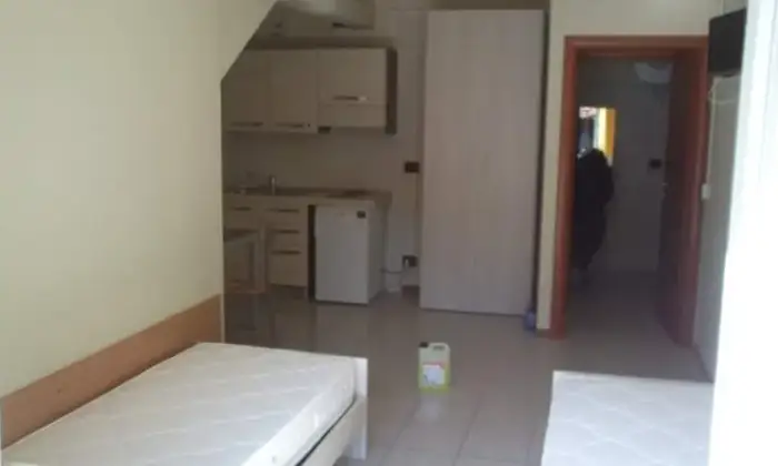 Rexer-Settimo-Torinese-settimanale-a-settimo-tse-monolocali-in-affitto-CAMERA-DA-LETTO