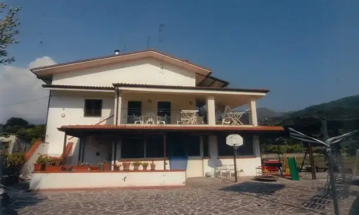 Rexer-Ascea-Appartamento-arredato-con-ampio-terrazzo-e-sottotetto-ALTRO