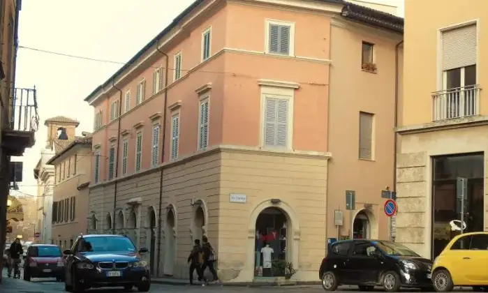 Rexer-Rieti-Trilocale-ristrutturato-centro-storico-uso-ufficio-ALTRO