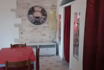 Rexer-Ruvo-di-Puglia-FITTASI-O-VENDESI-APPARTAMENTO-ARREDATO-SALONE