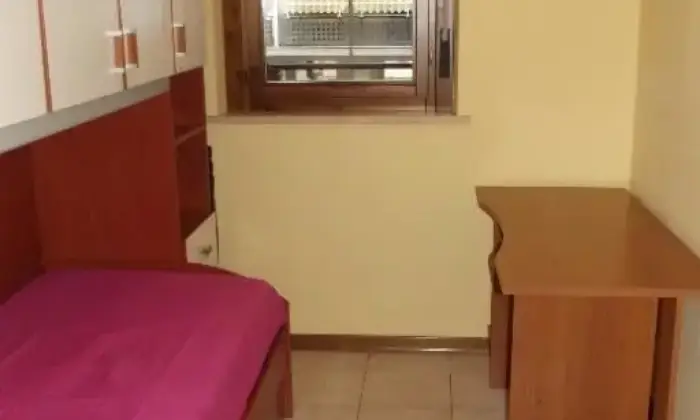 Rexer-Terni-QUADRILOCALE-MOBILIATO-NUOVO-VICINO-CENTRO-E-STAZIONEGARAGE-CAMERA-DA-LETTO