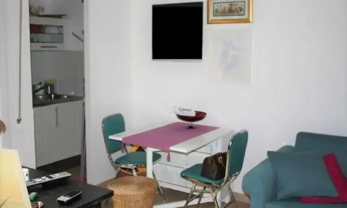 Rexer-Latina-Monolocale-zona-centrale-SALONE