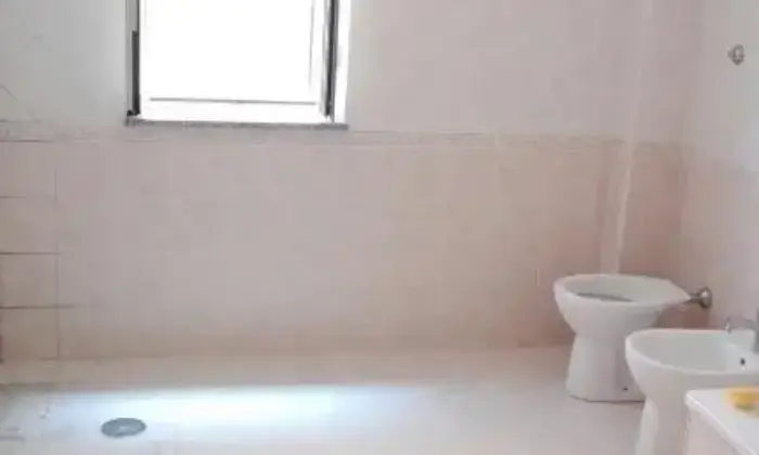 Rexer-Marano-di-Napoli-Mq-Vicinanze-VomeroZona-OspedalieraCamaldoli-BAGNO