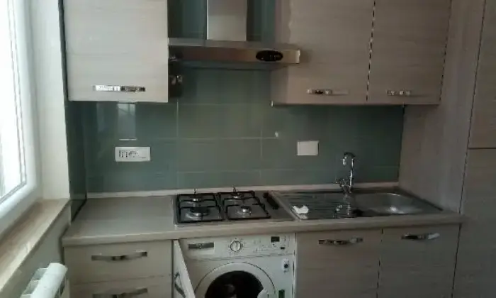 Rexer-Roma-Appartamento-San-Paolo-studenti-CUCINA