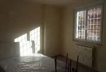 Rexer-Roma-Appartamento-San-Paolo-studenti-CAMERA-DA-LETTO