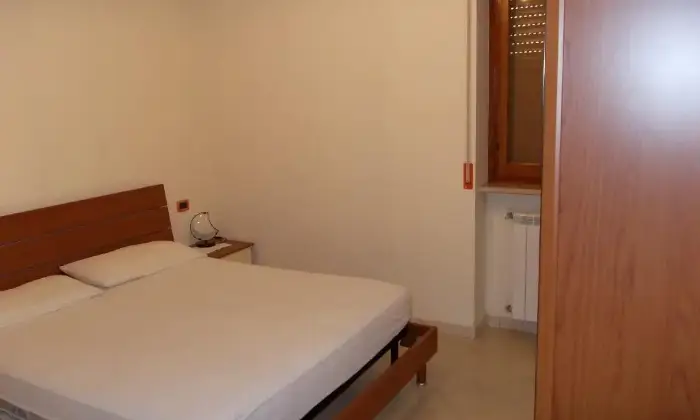 Rexer-Francavilla-al-Mare-Camera-arredata-per-studente-o-lavoratore-CAMERA-DA-LETTO