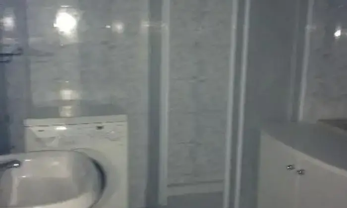 Rexer-Roma-Affitto-di-casa-indipendente-in-via-Cassia-Tomba-di-Nerone-Roma-BAGNO