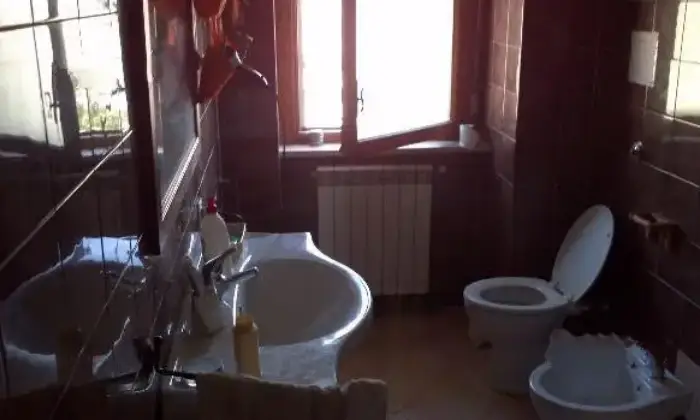 Rexer-Cassino-Camera-in-affitto-BAGNO