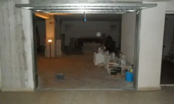 Rexer-Avezzano-Affitto-di-garage-GARAGE