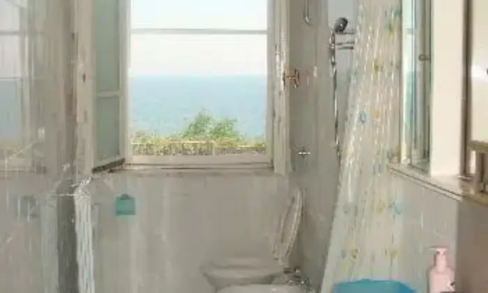 Rexer-San-Vito-Chietino-Appartamento-ammobiliato-BAGNO
