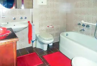 Rexer-Milano-Bilocale-zona-Missaglia-BAGNO