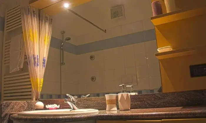 Rexer-Lainate-Posto-letto-per-studenti-BAGNO