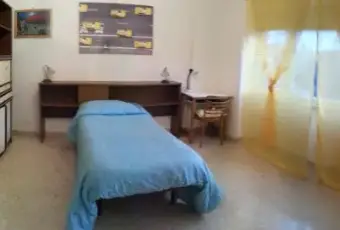 Rexer-Roma-camere-per-studenti-CAMERA-DA-LETTO