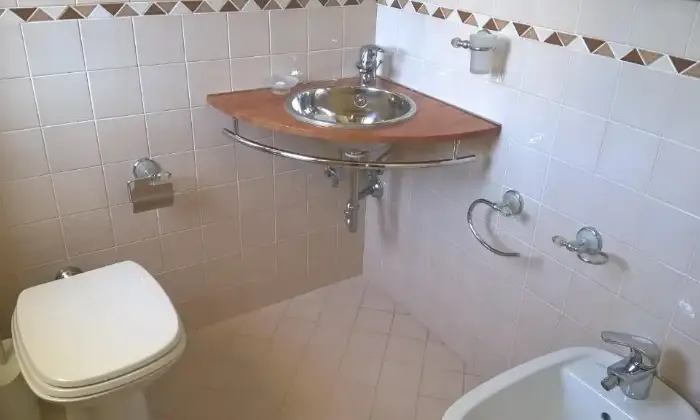 Rexer-Crotone-Bellissimo-trilocale-BAGNO