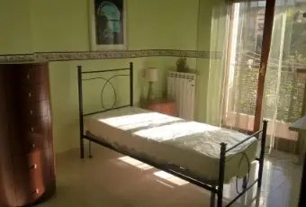 Rexer-Crotone-Bellissimo-trilocale-CAMERA-DA-LETTO