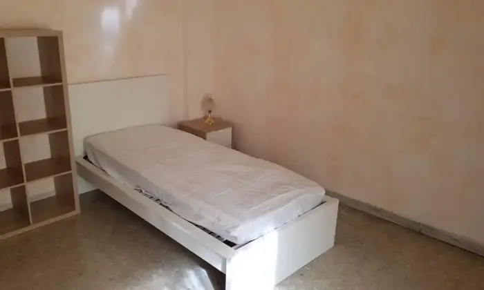 Rexer-Roma-Camera-per-studentessa-CAMERA-DA-LETTO