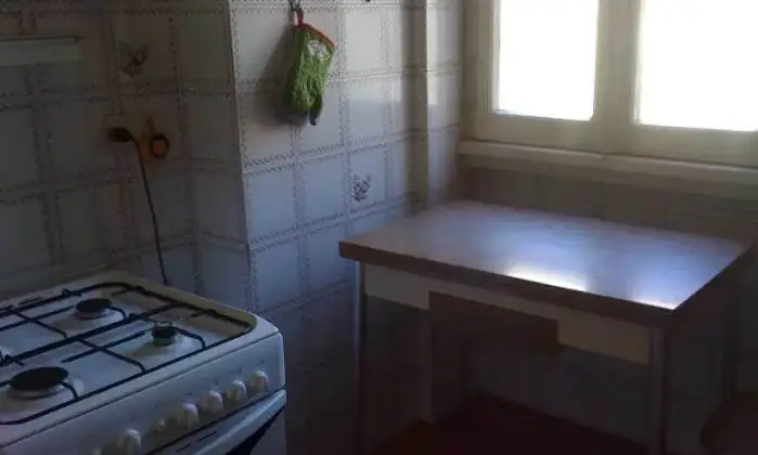 Rexer-Roma-Camere-zona-Ostiense-CUCINA