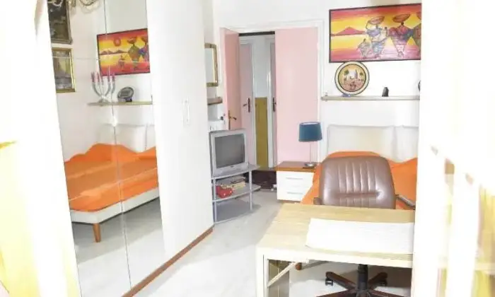 Rexer-Roma-Stanza-uso-studenti-CAMERA-DA-LETTO