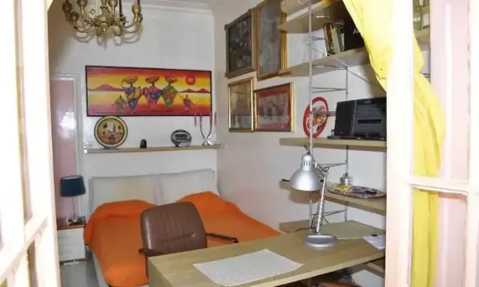 Rexer-Roma-Stanza-uso-studenti-CAMERA-DA-LETTO