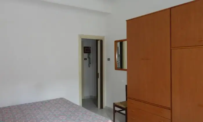 Rexer-La-Spezia-Bilocale-per-militari-CAMERA-DA-LETTO