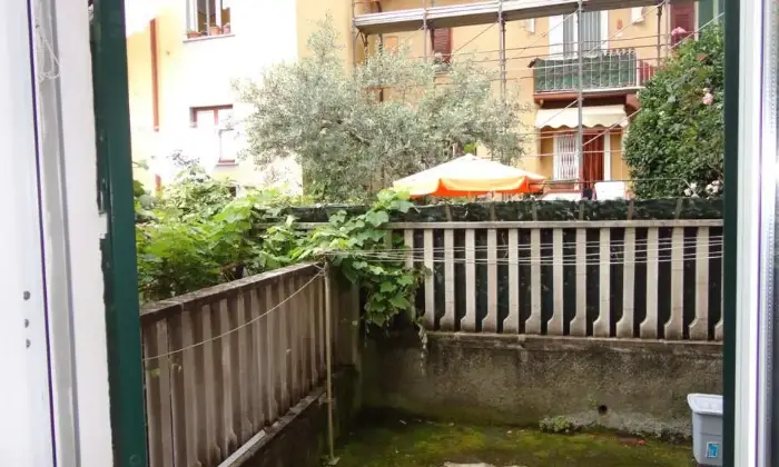 Rexer-La-Spezia-Bilocale-per-militari-GIARDINO