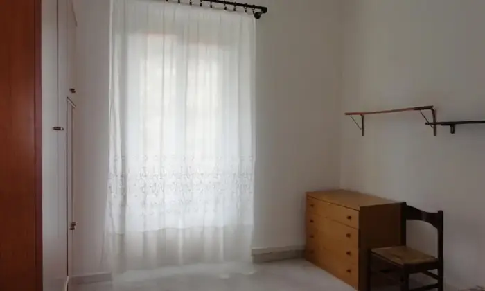 Rexer-La-Spezia-Bilocale-per-militari-CAMERA-DA-LETTO