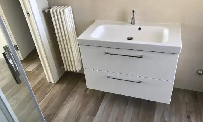 Rexer-Matera-Trilocale-arredato-BAGNO