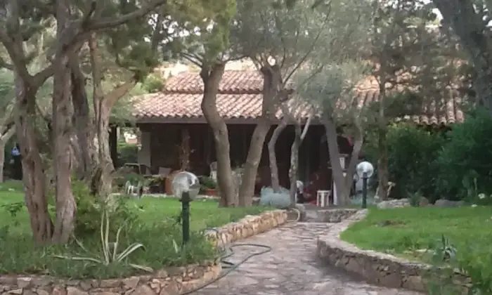 Rexer-Olbia-Villetta-con-giardino-ALTRO