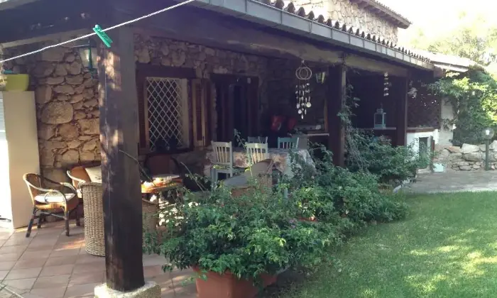 Rexer-Olbia-Villetta-con-giardino-ALTRO