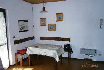 Rexer-Vione-Monolocale-arredato-SALONECUCINA