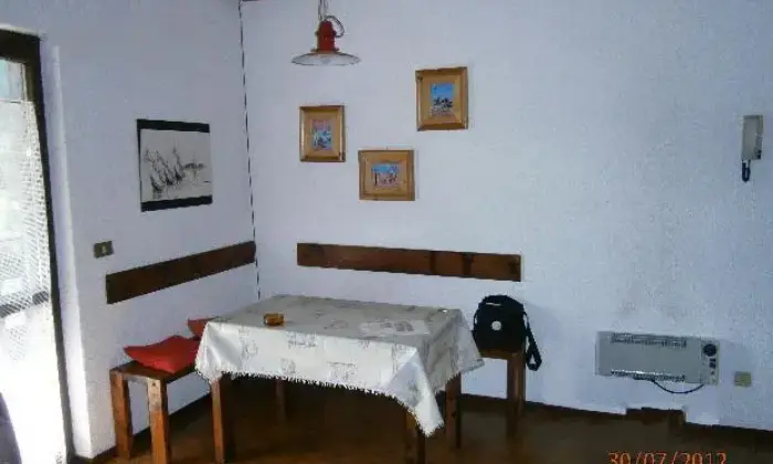 Rexer-Vione-Monolocale-arredato-SALONECUCINA