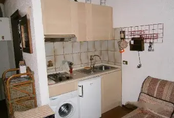 Rexer-Vione-Monolocale-arredato-SALONECUCINA