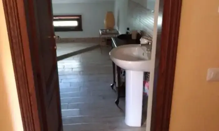 Rexer-Lucca-Appartamento-mansardato-BAGNO