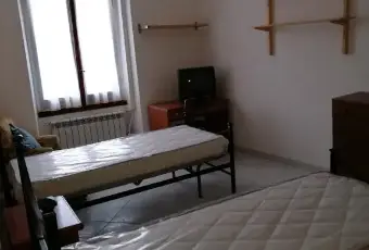Rexer-Roma-Trilocale-ristrutturato-CAMERA-DA-LETTO