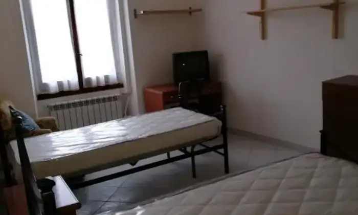 Rexer-Roma-Trilocale-ristrutturato-CAMERA-DA-LETTO