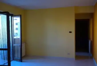 Rexer-Torgiano-Bilocale-luminoso-SALONE