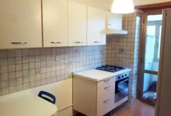 Rexer-Roma-Camera-per-studentesselavoratrici-CUCINA