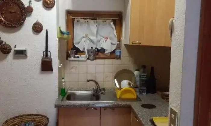 Rexer-Bardonecchia-Bilocale-arredato-CUCINA