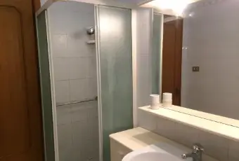 Rexer-Pescara-Appartamento-camere-vista-mare-BAGNO