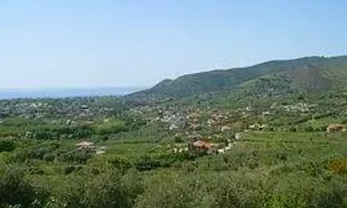 Rexer-Castellabate-Trilocale-in-casa-colonica-ALTRO