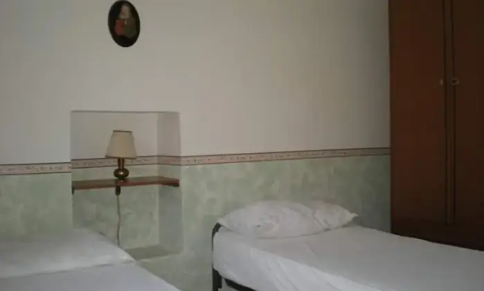 Rexer-Castellabate-Trilocale-in-casa-colonica-CAMERA-DA-LETTO