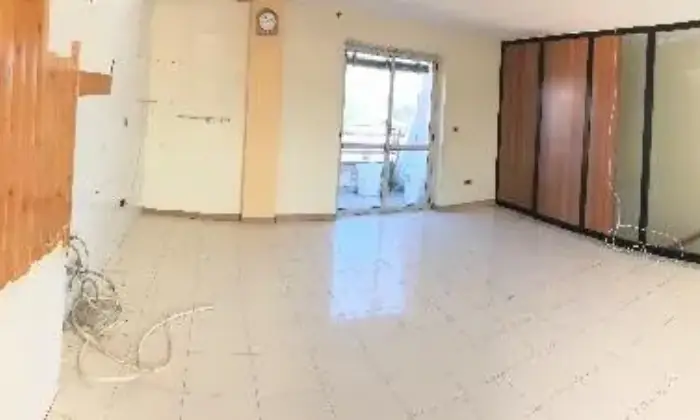 Rexer-Giugliano-in-Campania-Appartamento-SALONE