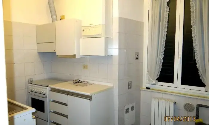 Rexer-Genova-Apparamento-CUCINA
