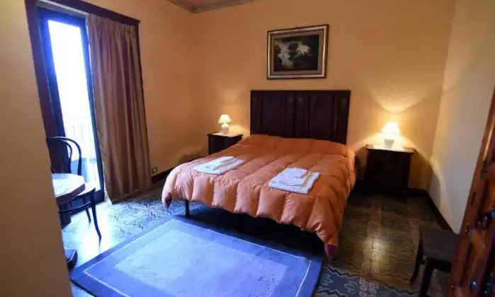 Rexer-Piazza-Armerina-BB-in-Palazzo-Nobiliare-in-centro-CAMERA-DA-LETTO
