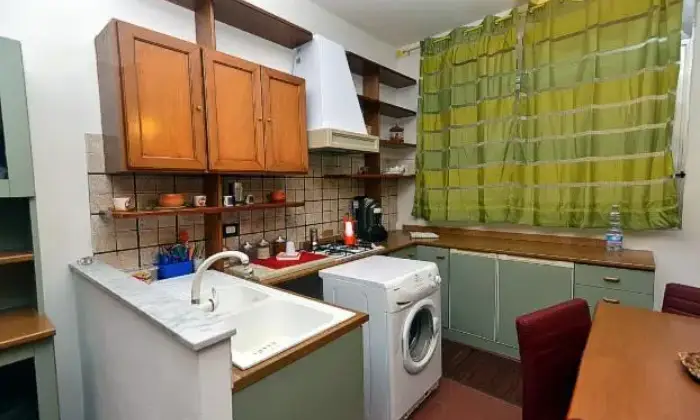 Rexer-Monreale-Bilocale-accessoriato-e-arredato-con-gusto-CUCINA