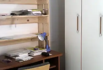 Rexer-Perugia-Affittasi-luminoso-appartamento-in-Corso-Garibaldi-CAMERA-DA-LETTO