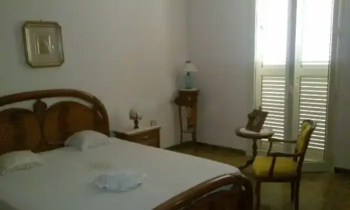 Rexer-Licata-Accogliente-e-spazioso-appartamento-CAMERA-DA-LETTO